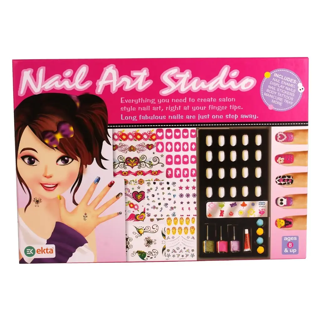 NAIL ART STUDIO